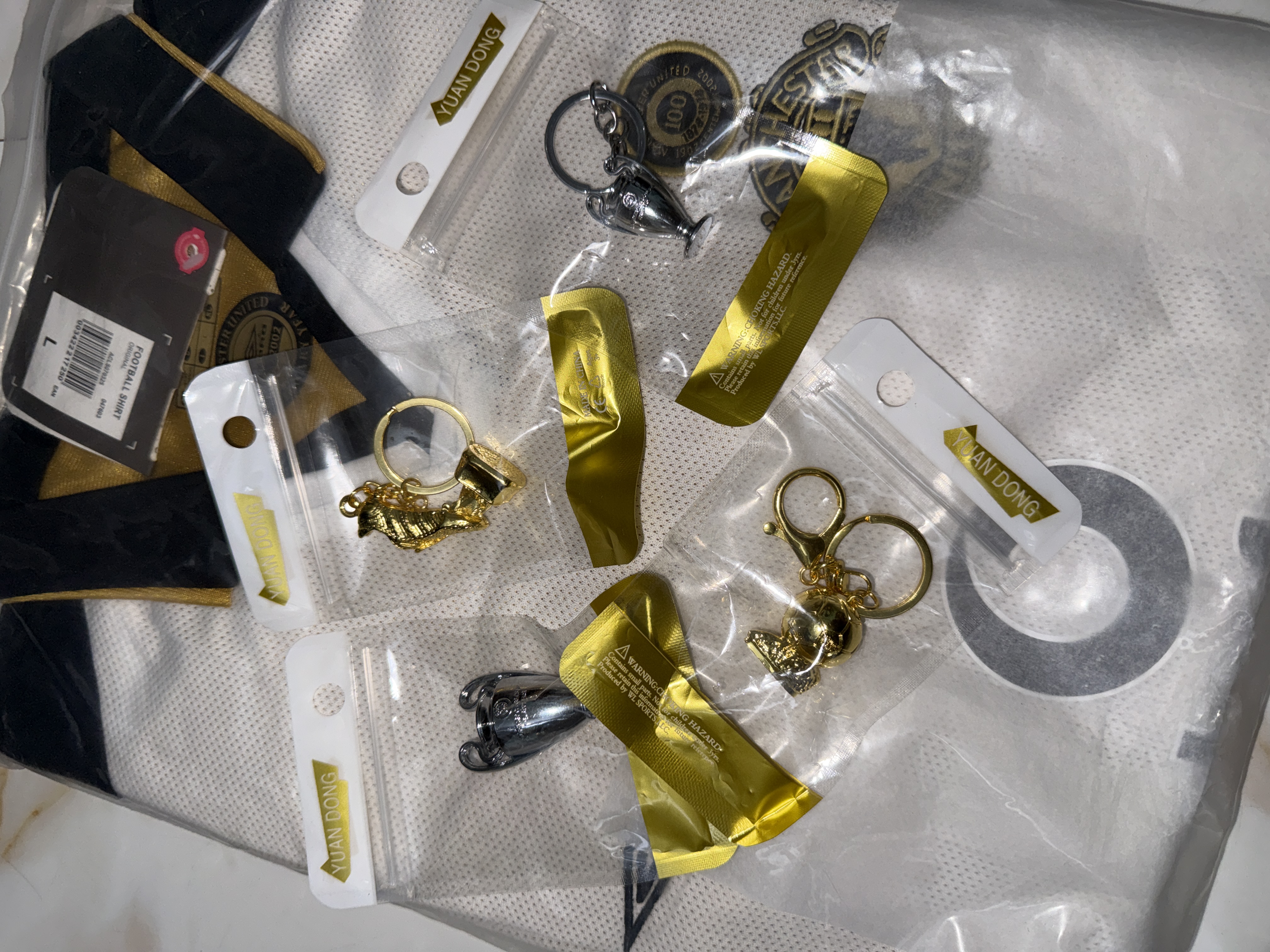Key rings & trophies
