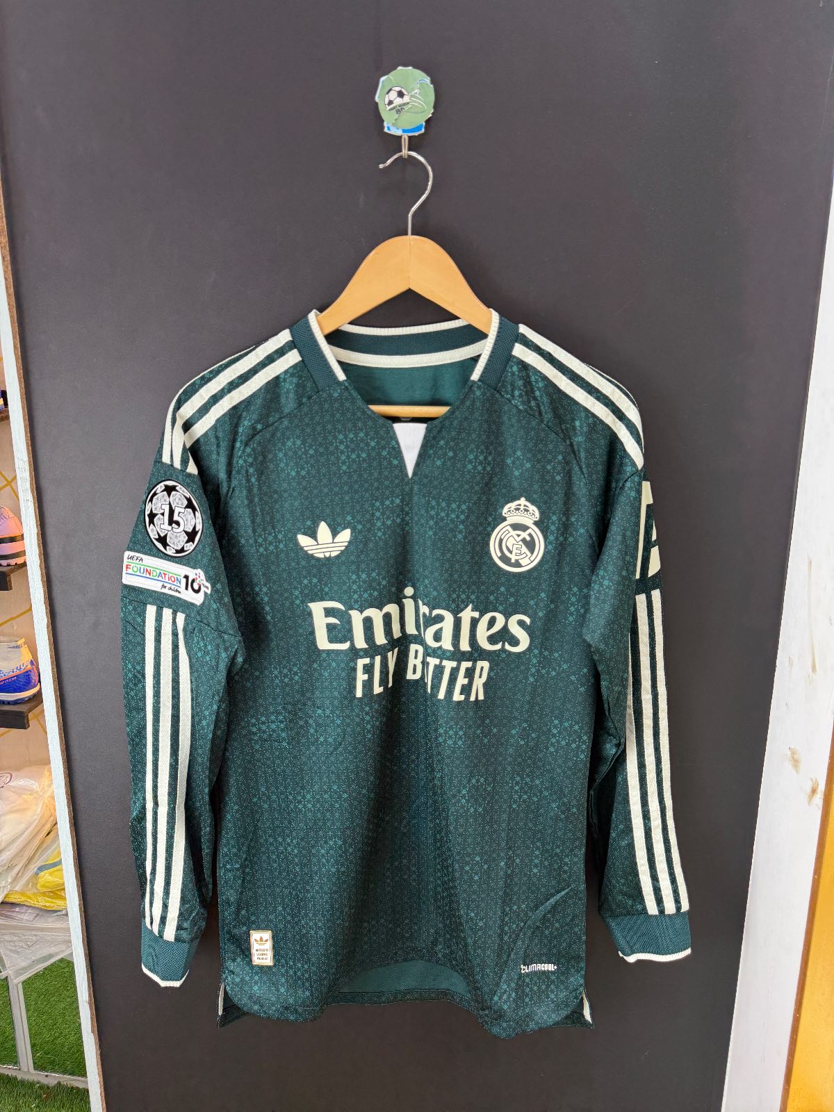 Real madrid 26-27 away full player
