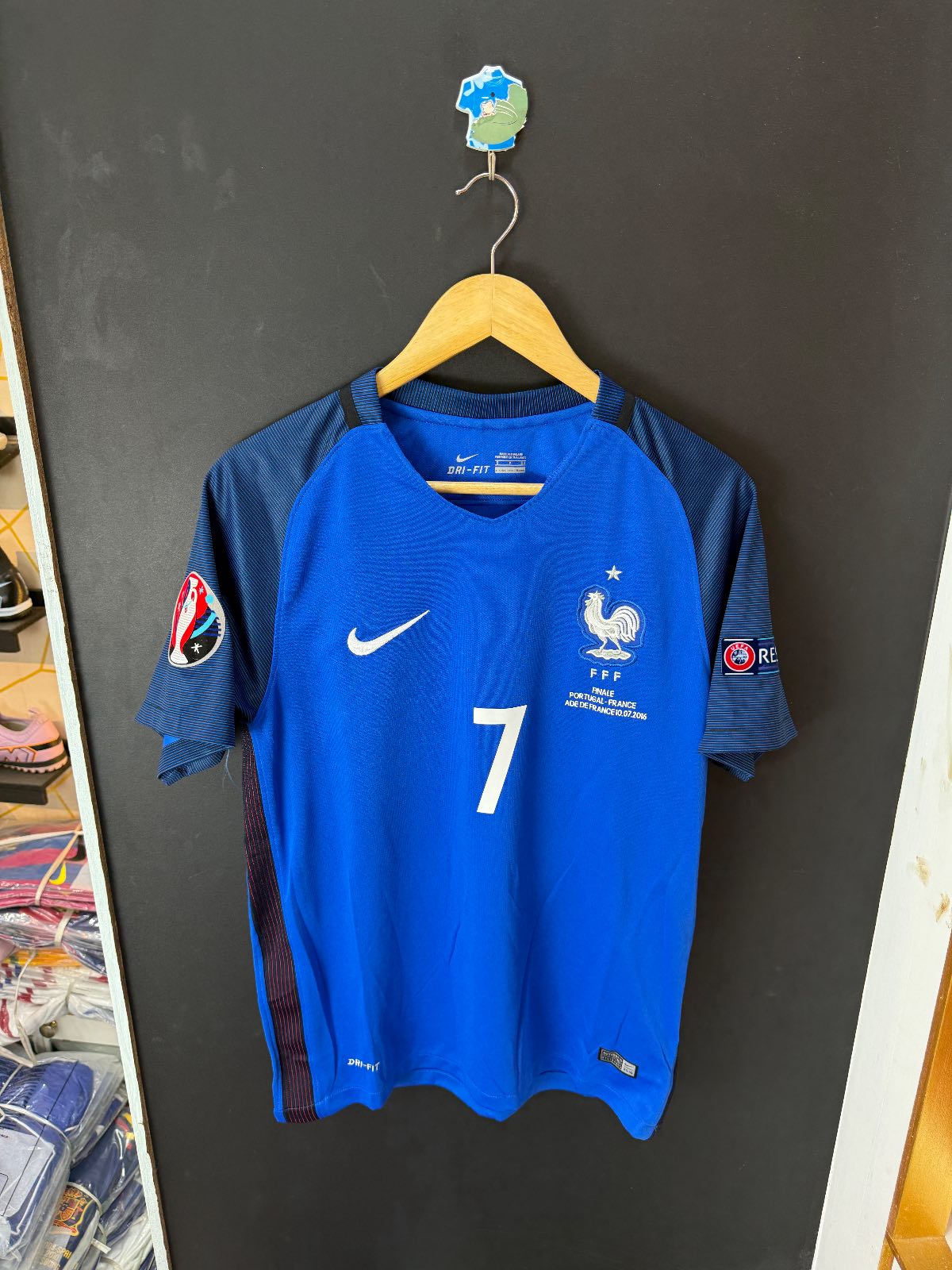 France 2016 Home half 1:1